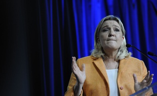 Marine Le Pen à Calais le 2 octobre 2015.