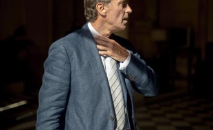 Le président PS de la commission des Finances de l'Assemblée nationale, Jérôme Cahuzac, a estimé dimanche que la principale "menace" qui pesait sur l'enquête du juge van Ruymbeke dans l'affaire Karachi résidait dans un appel du parquet de Paris du 7 octobre dernier.