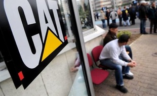 L'intersyndicale FO-CFDT-CGT-CFTC de Caterpillar France (engins de chantier) a lancé mercredi un appel à Nicolas Sarkozy et aux parlementaires européens pour qu'ils débloquent des fonds européens afin de soutenir l'entreprise visée par 733 suppressions d'emplois.