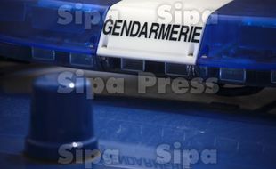 Une voiture de gendarmerie. Illustration.