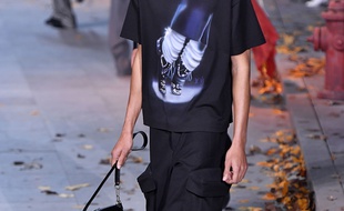 Un mannequin au défilé Louis Vuitton de janvier 2019