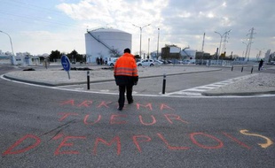 Les candidats à la reprise de Kem One, l'ex-pôle vinylique du chimiste Arkema, ont jusqu'à jeudi soir pour finaliser leur offre, avant que le tribunal de commerce de Lyon ne tranche, dans une semaine, l'avenir des 1.300 salariés menacés.