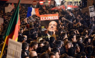 L'élection de François Hollande président de la République est saluée lundi par la presse nationale et régionale pour qui cette victoire de la gauche en 2012 "fait renaître 1981" et donne "un nouveau parfum du 10 mai" tout en soulignant que "le plus dur commence" pour le nouvel élu.