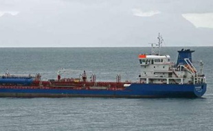 Le chimiquier YM Uranus. Photo du site shipspotting