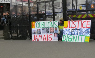Un barrage policier lors cette manifestation