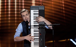 Ludo, alias Rym, est le leader du groupe Lyre le temps. Il a franchi la première étape de l'émission "The Voice", ce samedi.