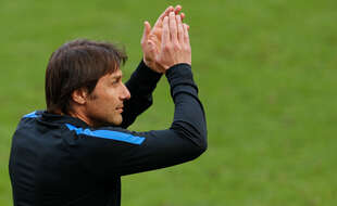 Antonio Conte, l'entraîneur de l'Inter Milan, va quitter le club à peine quelques jours après avoir remporté le championnat.