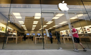 L'iPhone 6 sera mis en vente dès le 19 septembre 2014.