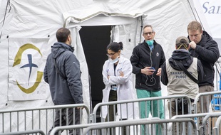 Une installation médicale à Central Park pour faire face à l'épidémie de Covid-19.