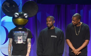 De droite à gauche, les artistes Jay-Z, Kanye West et Deadmau5, pour le lancement du service de streaming Tidal.