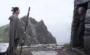 Rey et Luke, la rencontre de deux générations dans «Star Wars : Les Derniers Jedi»