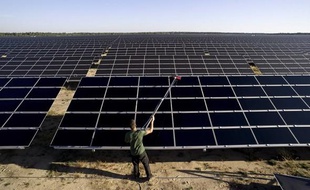 Ferme solaire de Lieberose en Allemagne en août 2009.
