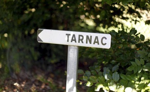 Tarnac, petit village de Corrèze, a été le théâtre de l'arrestation du groupe de Julien Coupat, présenté comme un groupe terroriste.
