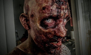 Un zombie réalisé par Pascal Draperi.
