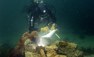 On estime à plus de 3.500 le nombre d'épaves immergées au large de la Bretagne.