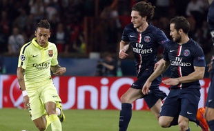 Pendant le match PSG-Barça, Rabiot et Cabaye courent derrière Neymar, le 15 avril 2015.
