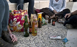 Les étudiants français ne dorment pas si peu, ne mangent pas si mal, ne sont pas très sportifs et consomment facilement de l'alcool et du cannabis