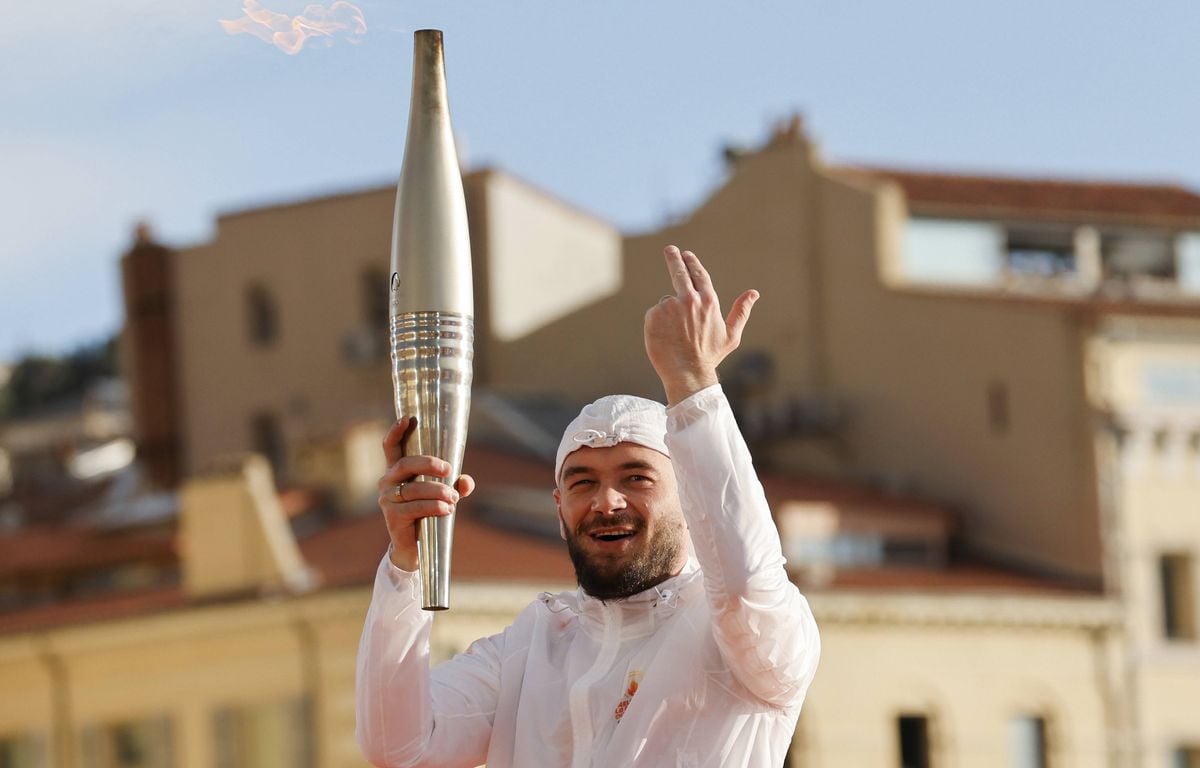 « Un show inédit »... Jul annonce quatre nouveaux concerts au Stade de France et au Vélodrome en 2026