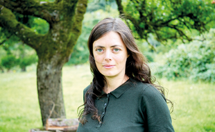 Inès Léraud, journaliste
