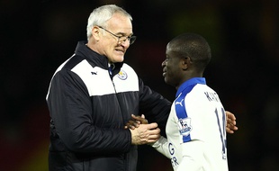 Claudio Ranieri et N'Golo Kanté, deux des grands artisans de la superbe saison de Leicester, le 5 mars 2016.