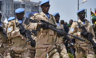 Des soldats de la Minusma (ONU) lors d'un défilé à Bamako en septembre 2018.