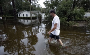 Les rues de St Marks, en Floride, ont été inondées par le passage de l'ouragan Michael, le 10 octobre 2018.