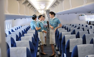 Hotesses de l'air.