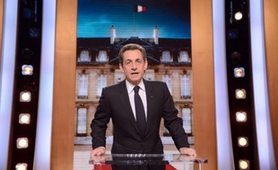 Nicolas Sarkozy a proposé lundi la création d'un impôt appliqué aux revenus du capital des exilés fiscaux, les forçant à s'acquitter auprès du fisc français de la différence entre l'impôt payé à l'étranger et ce qu'ils auraient eu à verser en France.