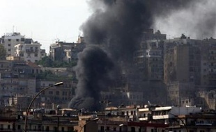 A 17H00 locales (14H00 GMT), selon un correspondant de l'AFP, les tirs se sont calmés à Bab al-Tebbaneh, Jabal Mohsen et al-Qobbé, quartiers populaires de Tripoli, la grande ville du nord, où des heurts ont opposé des sunnites partisans de la majorité antisyrienne à des Alaouites, une branche du chiisme, fidèles au Hezbollah, fer de lance de l'opposition proche de Damas et Téhéran.