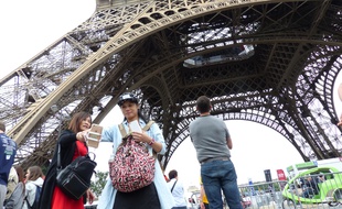 Les touristes chinois sont régulièrement la cible des pickpockets à Paris.