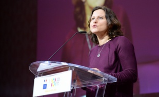 La ministre des Sports Roxana Maracineanu à la Global Sports Week au Louvre, le 6 février 2020.