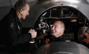 Du désert de l'Arizona aux plaines de l'Illinois, André Borschberg a pu longuement contempler les paysages américains, si longuement que ses heures de vol en solo à bord de Solar Impulse se sont révélées être davantage un défi humain que technologique.