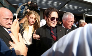 Amber Heard et Johnny Depp en Australie en avril 2016