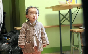 Cette jeune Mongole et sa famille devront quitter l'église St-Marc ce mardi.