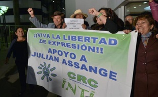 L'Equateur a dénoncé mercredi la menace des autorités britanniques de lancer un assaut contre son ambassade à Londres, alors qu'il doit annoncer jeudi s'il accorde l'asile politique à Julian Assange qui y est réfugié depuis deux mois.