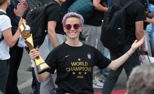 Megan Rapinoe va défiler avec les Américaines.