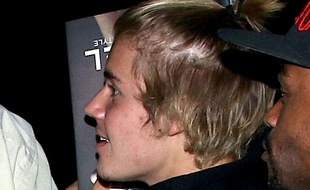 Justin Bieber lors de son arrivée à Coachella le 12 avril 2015