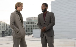 Robert Pattinson et John David Washington sont à l'affiche de « Tenet »