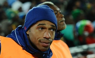 Thierry Henry sur le banc lors de France - Mexique, le 17 juin 2010 à Polokwane.