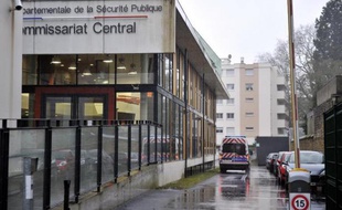 Le commissariat de Charleville-Mézières, où était entendu Mourad Hamyd, le 8 janvier 2015
