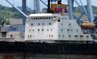 L'armement saisi en juillet sur un bateau nord-coréen arraisonné au Panama "viole sans aucun doute" le régime de sanctions adopté par l'ONU contre la Corée du Nord, a assuré le Panama mercredi, citant un rapport d'experts onusiens.
