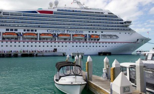 Un navire de croisière américain de la compagnie Carnival à Key West, en Floride