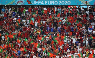 Des supporteurs portugais lors du match de l'Euro France - Portugal, le 23 juin 2021 à Budapest.