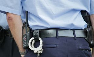 Les signalements doivent être adressés à la police judiciaire par téléphone.