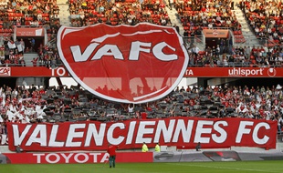 Les supporters de Valenciennes au stade du Hainaut.
