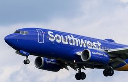Deux femmes aveugles oubliées par une compagnie aérienne à l’aéroport