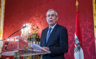Alexander Van der Bellen