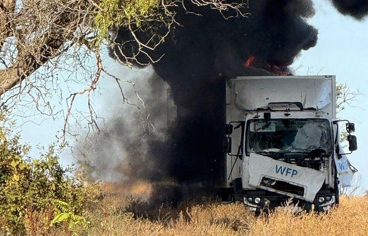 Guerre en Ukraine : Un convoi de l'ONU attaqué, la production de pétrole russe au plus bas