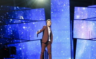 Amir, candidat de la France à l'Eurovision, en répétition le 8 mai 2016.