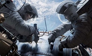 Sandra Bullock et George Clooney dans le film "Gravity"